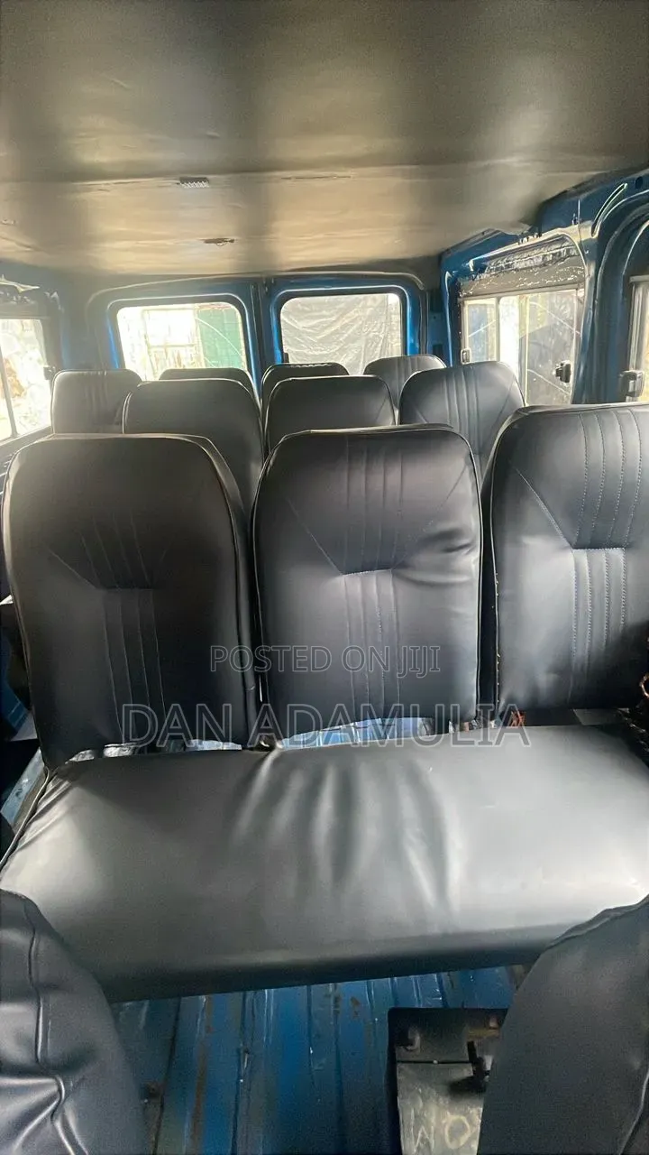 Ford Transit 2006 Blue