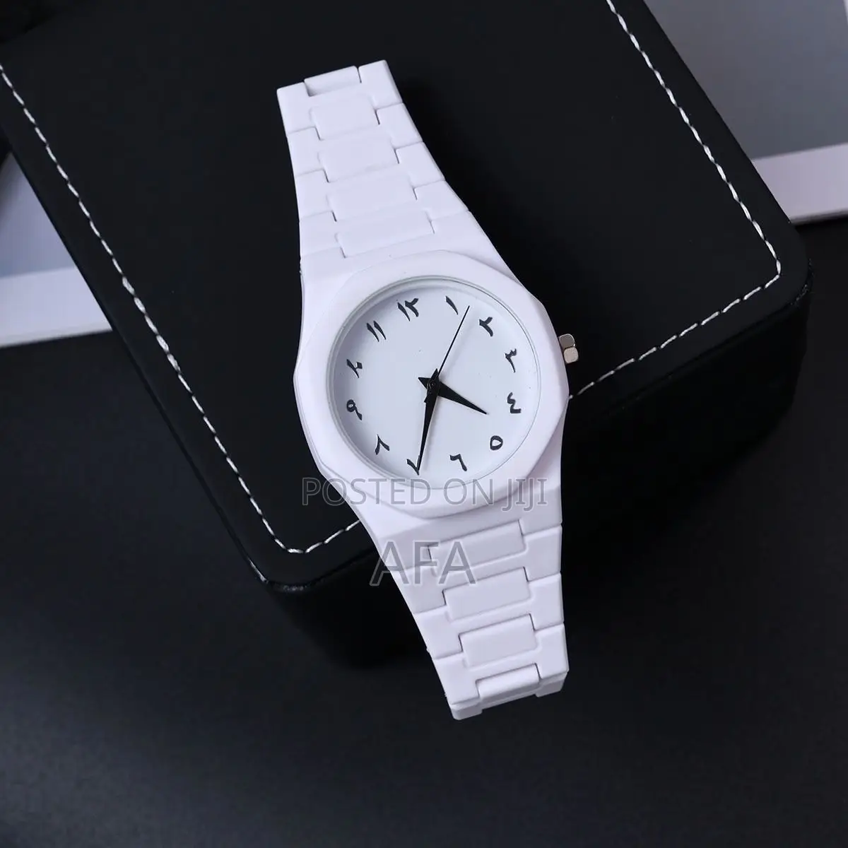Aura Men’S Watch With Arabic Numerals