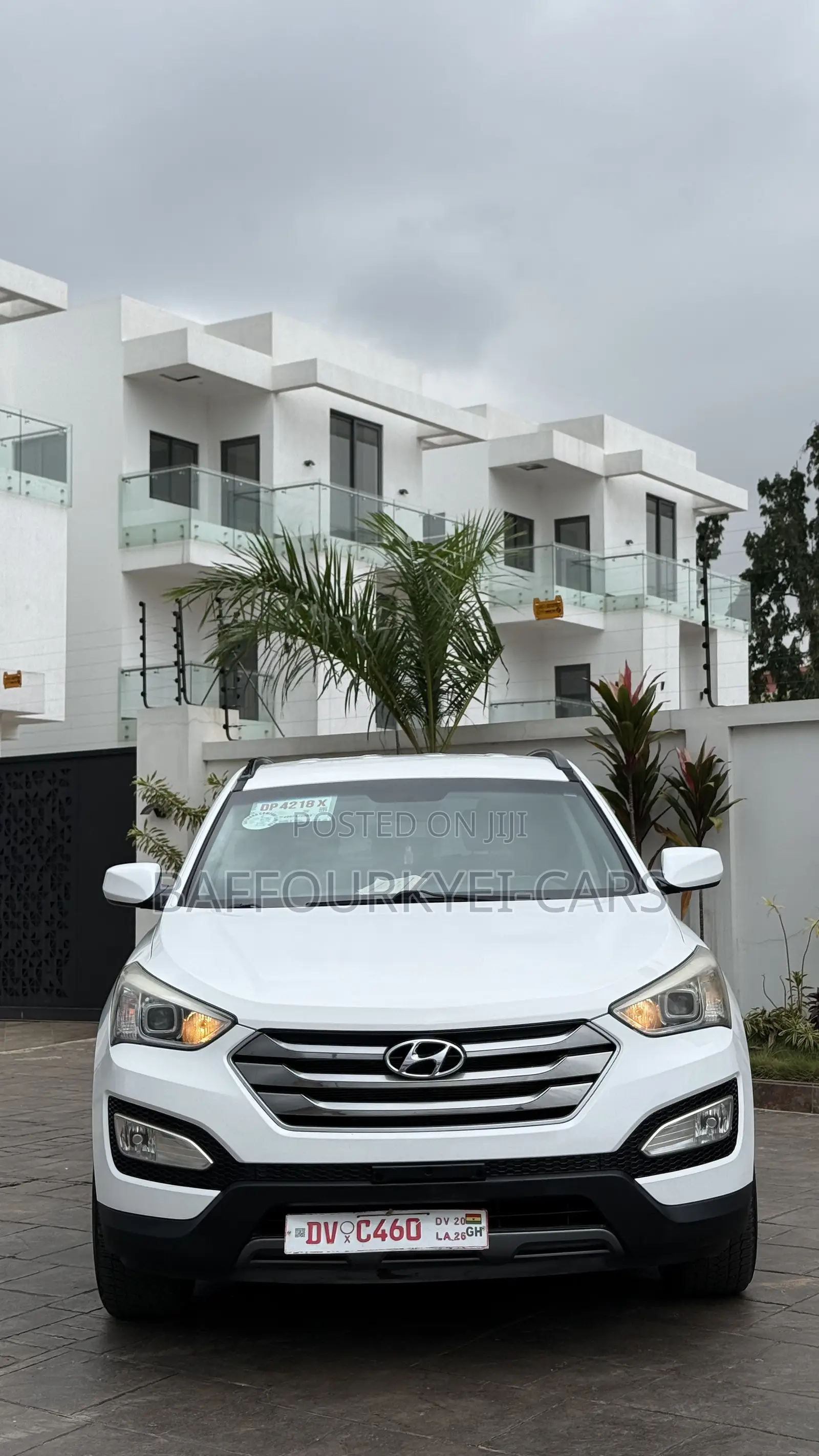Hyundai Santa Fe 2016 White
