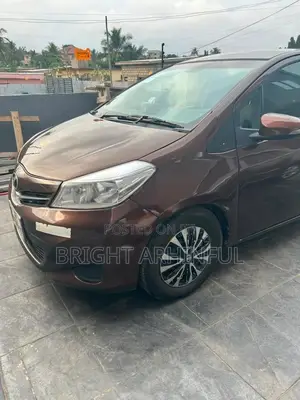 Toyota Vitz 2012 Brown
