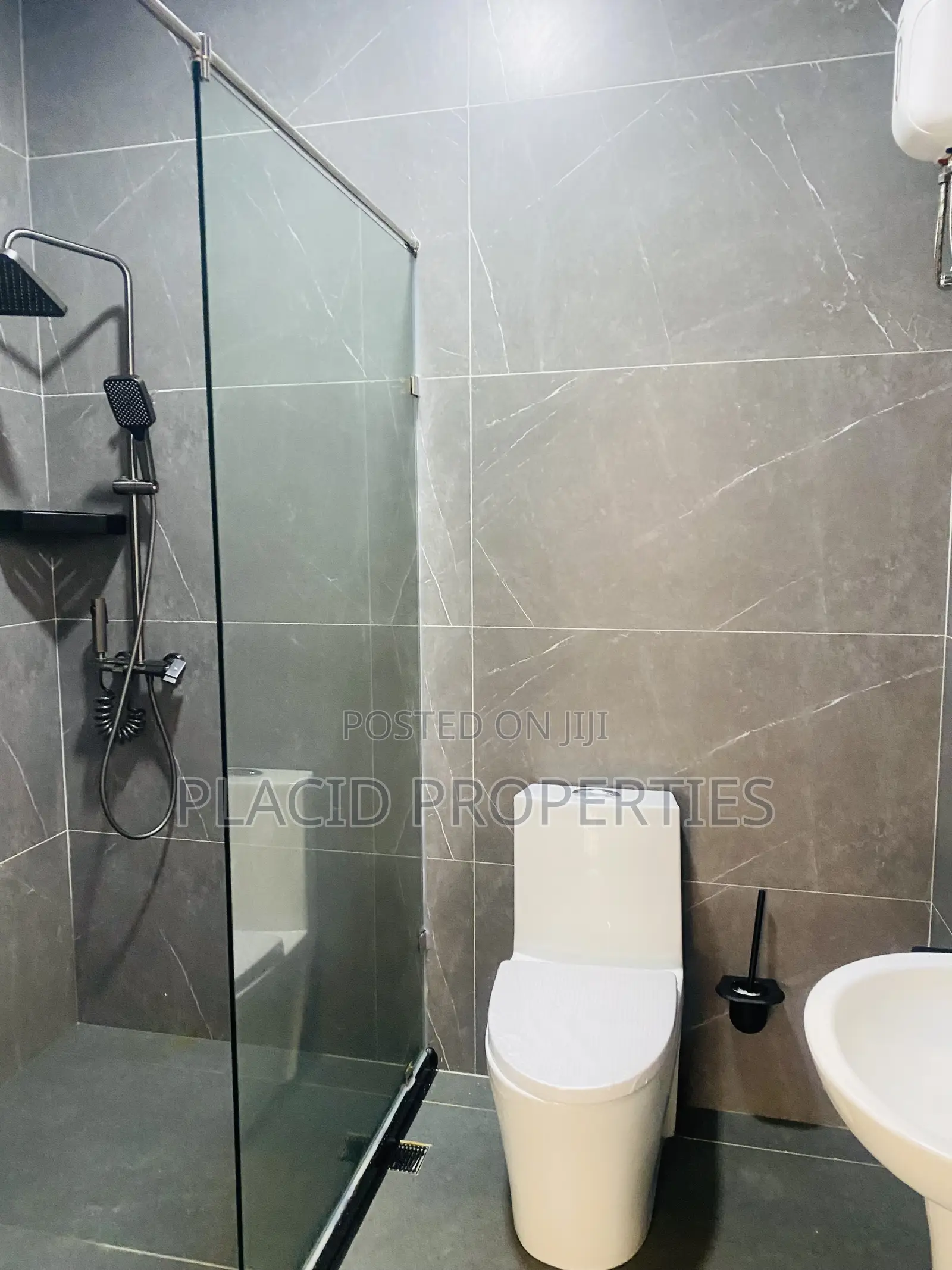2bdrm Apartment in Kwabenya for rent