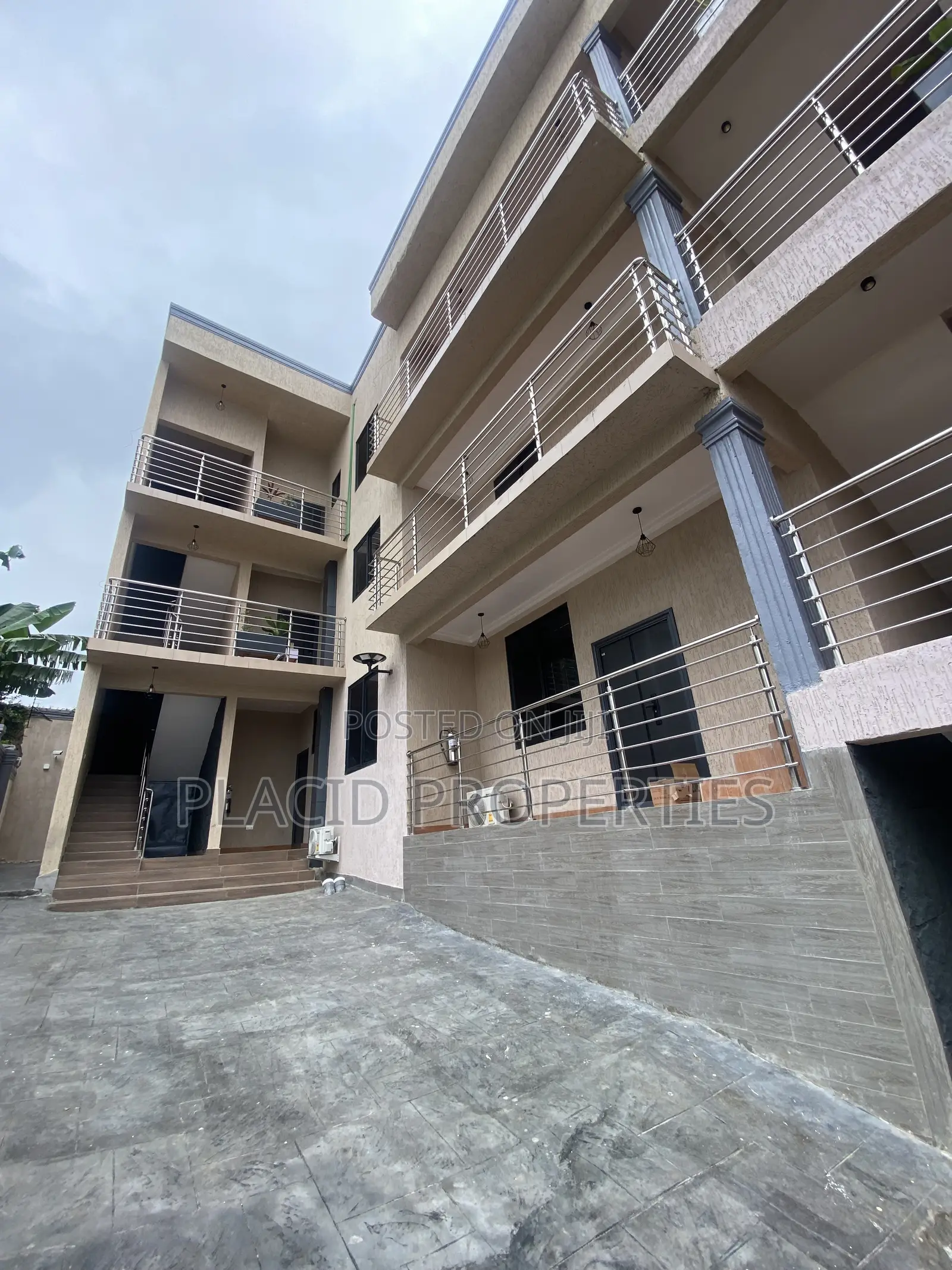 2bdrm Apartment in Kwabenya for rent