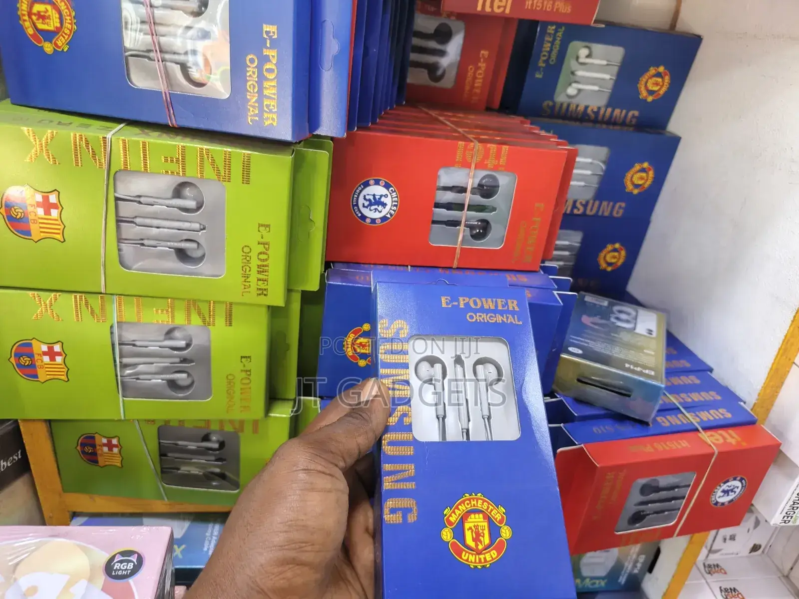 Wired Music Earphones With Mic — Only GHS 35