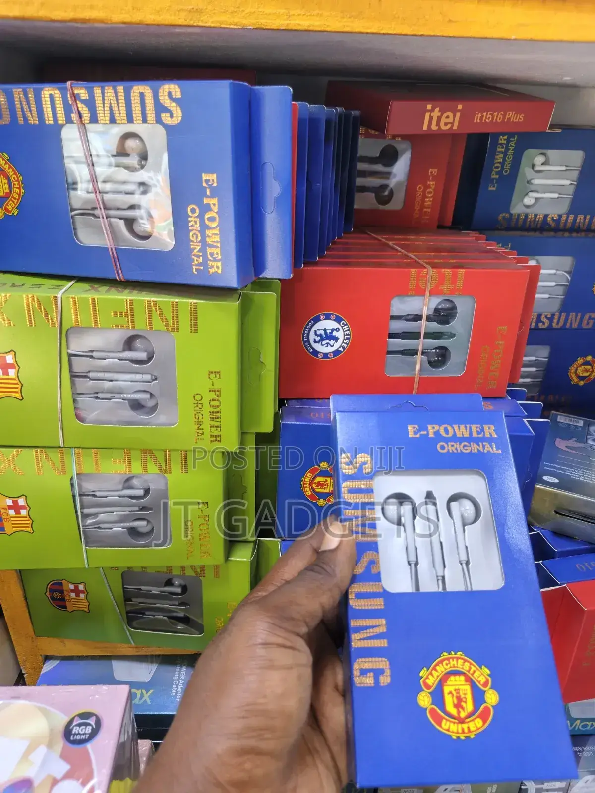 Wired Music Earphones With Mic — Only GHS 35