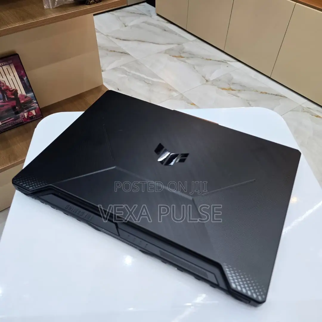 Laptop Asus TUF Dash F15 8GB Intel Core i5 SSD 512GB