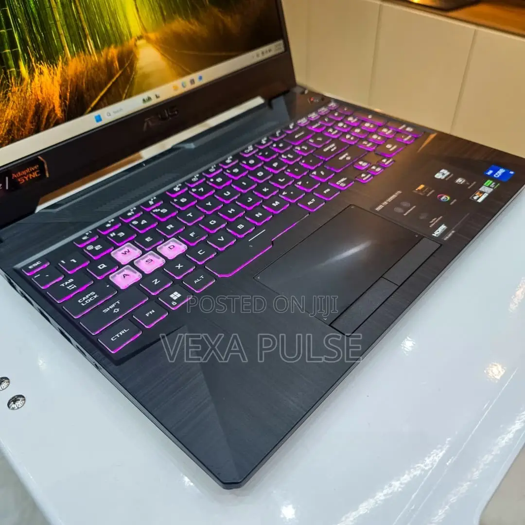 Laptop Asus TUF Dash F15 8GB Intel Core i5 SSD 512GB