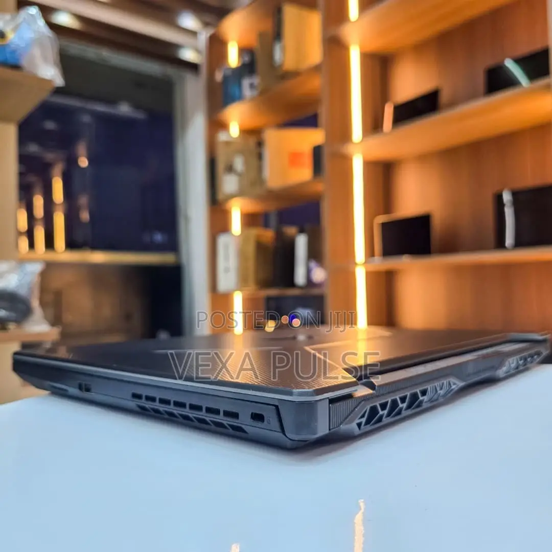 Laptop Asus TUF Dash F15 8GB Intel Core i5 SSD 512GB