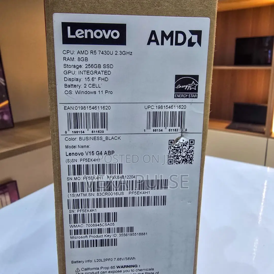 New Laptop Lenovo V15 8GB AMD Ryzen 5 SSD 256GB