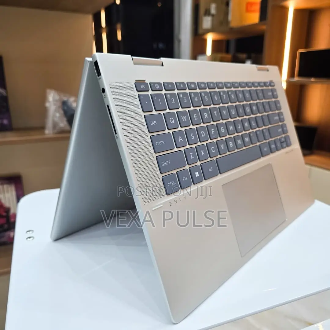 Laptop HP Envy x360 8GB Intel Core i5 SSD 256GB