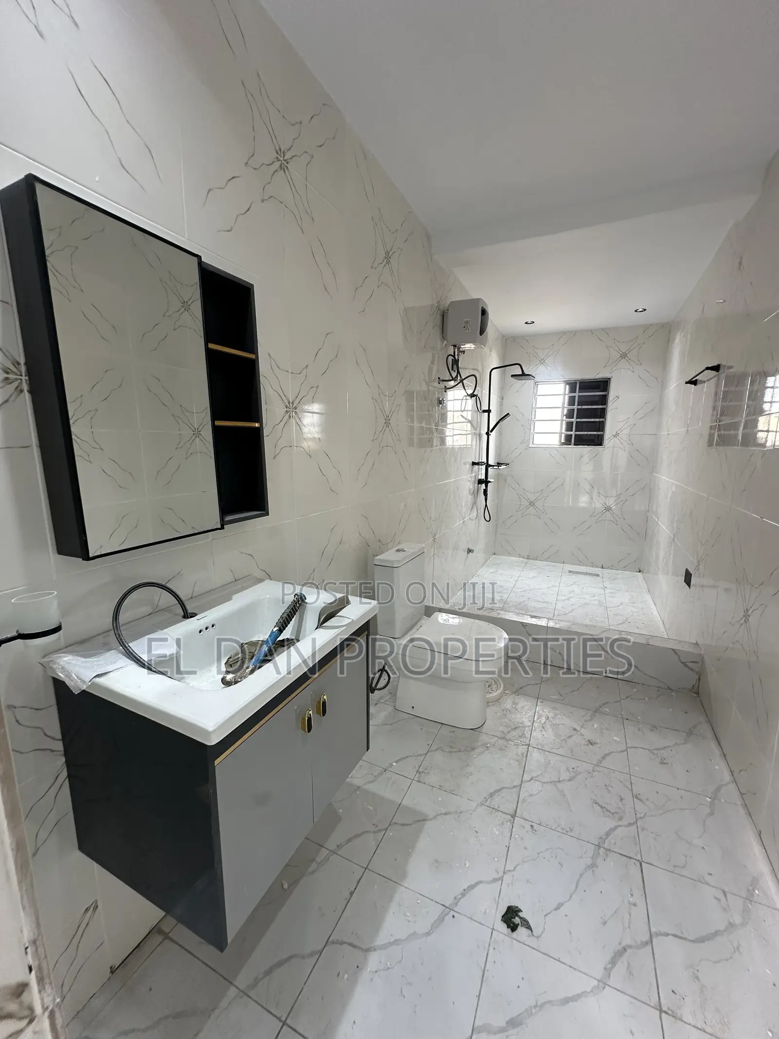 4bdrm Duplex in Buobai - Asokore, Kumasi Metropolitan for sale