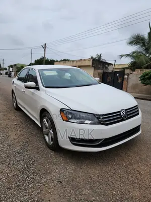 Volkswagen Passat 2013 White
