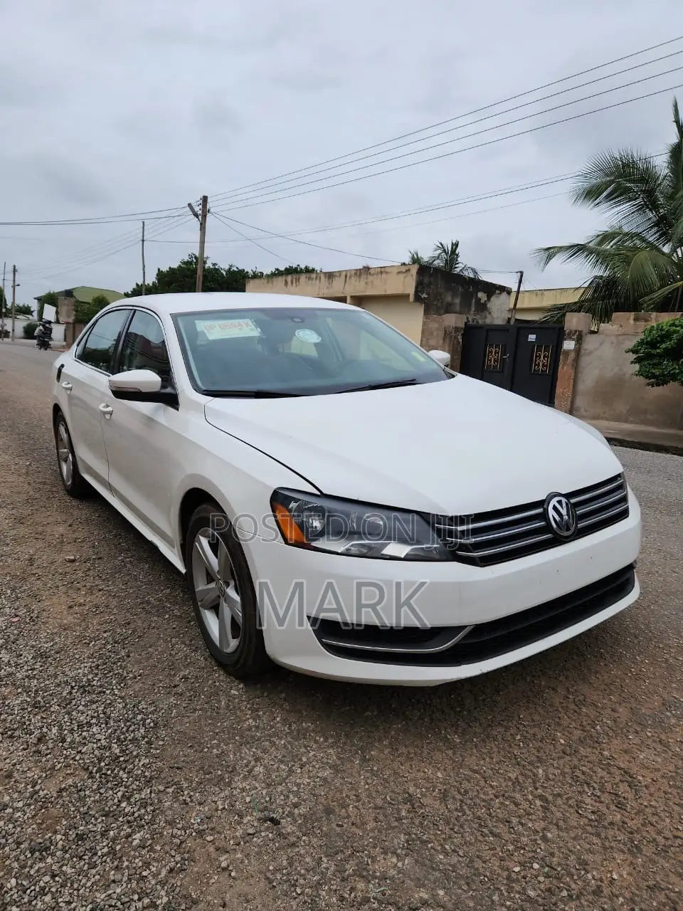Volkswagen Passat 2013 White