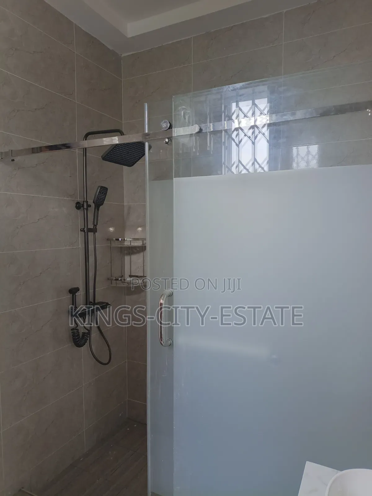 2bdrm Apartment in Tesano, Police Station for rent
