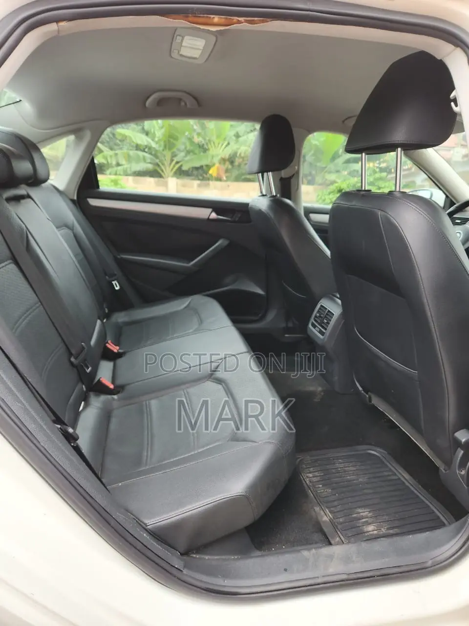 Volkswagen Passat 2013 White