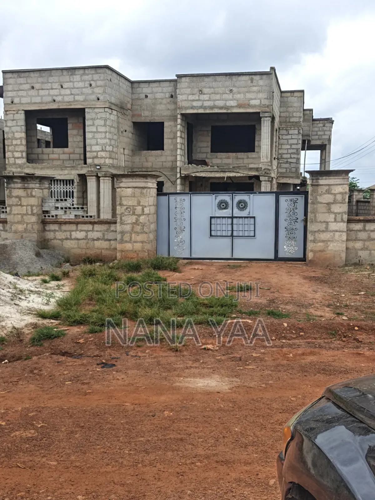 13bdrm Duplex in Apromase-, Kumasi Metropolitan for sale
