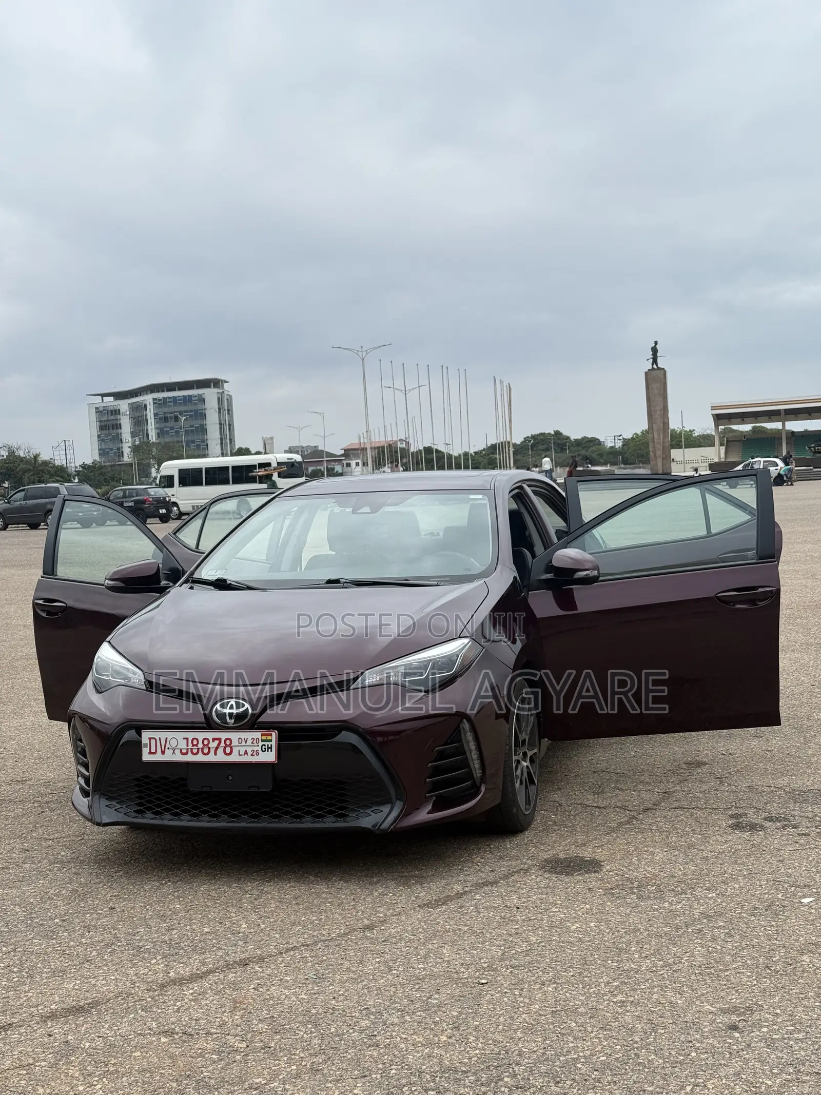Toyota Corolla SE Special Edition 4dr Sedan (1.8L 4cyl CVT) 2017 Maroon