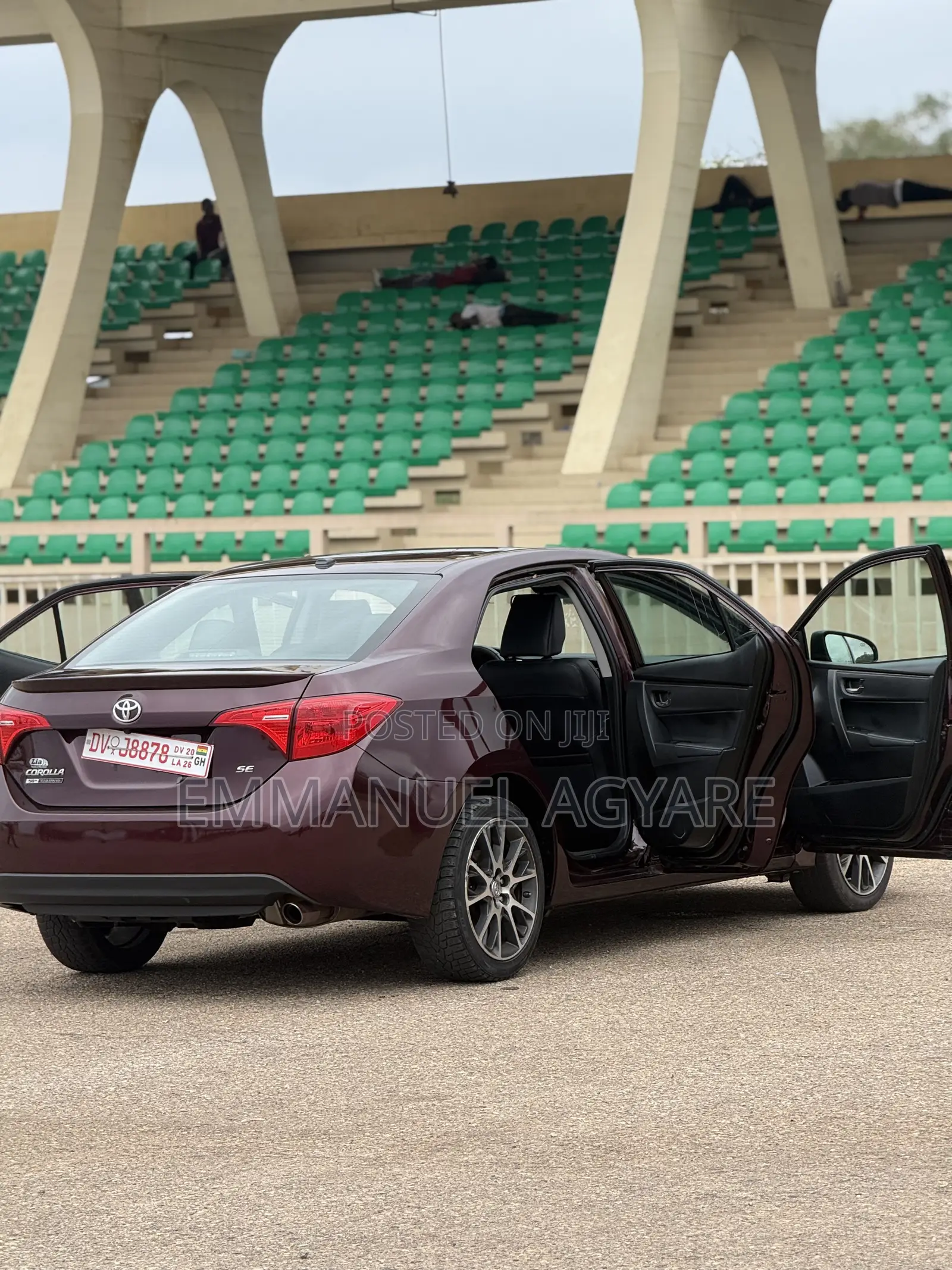 Toyota Corolla SE Special Edition 4dr Sedan (1.8L 4cyl CVT) 2017 Maroon