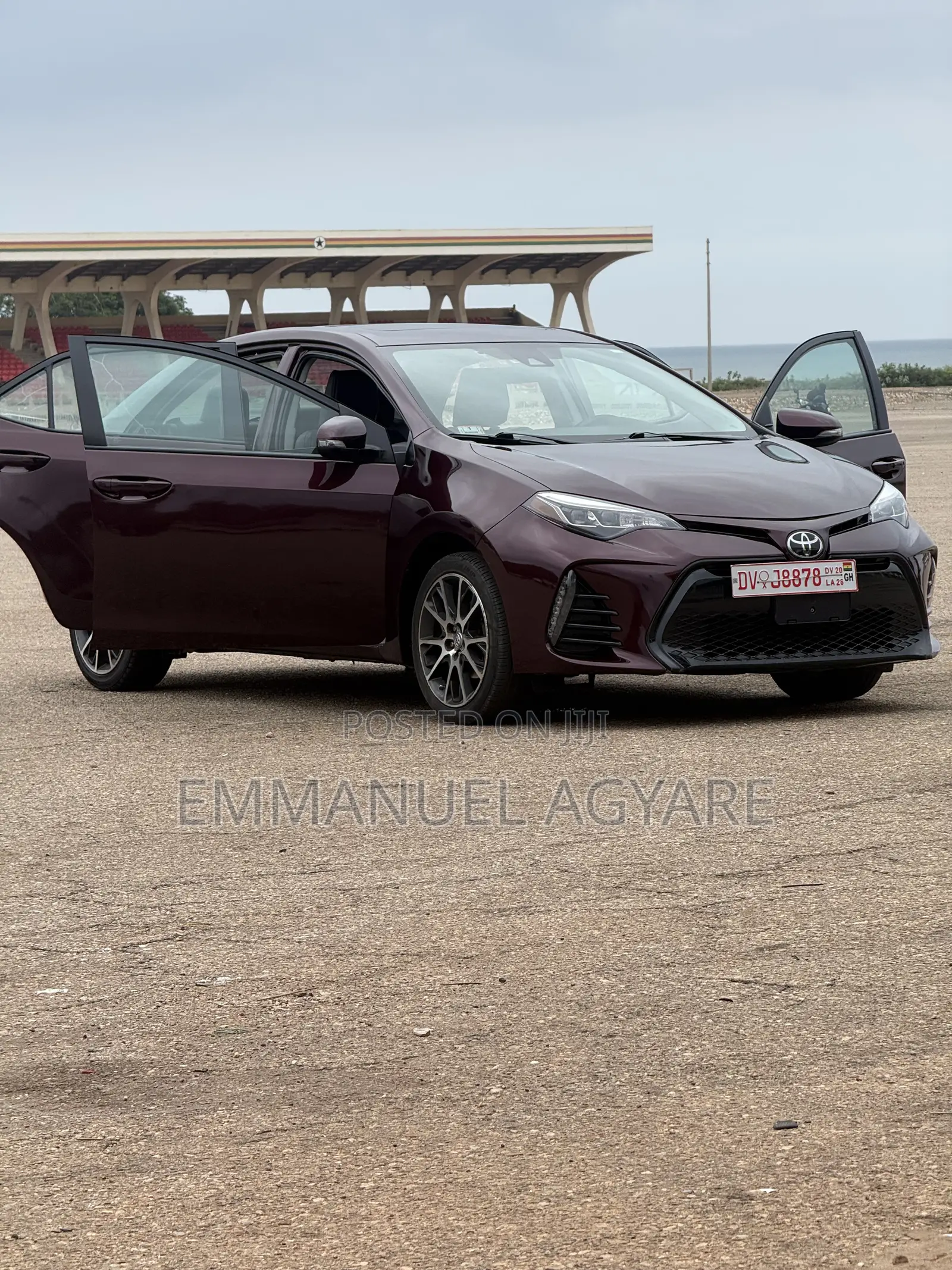 Toyota Corolla SE Special Edition 4dr Sedan (1.8L 4cyl CVT) 2017 Maroon