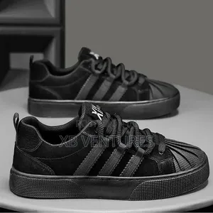 Gentle Sleek Men Sneakers