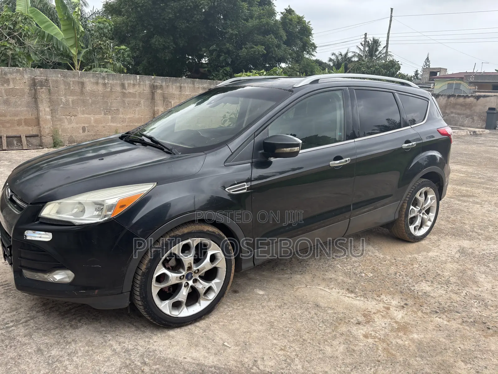 Ford Escape Titanium 4dr SUV AWD (1.6L 4cyl Turbo 6A) 2014 Beige