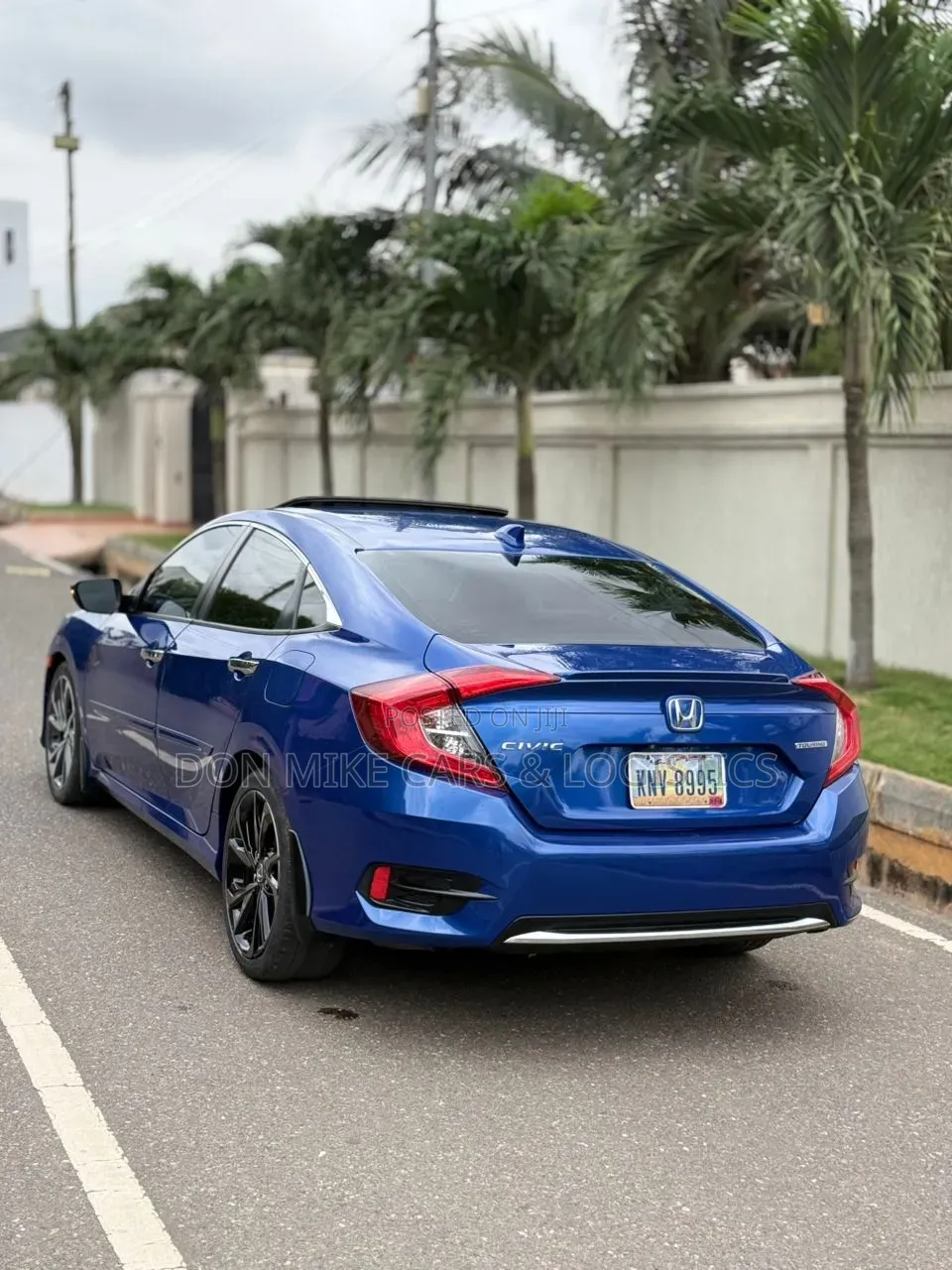 Honda Civic 2019 Blue