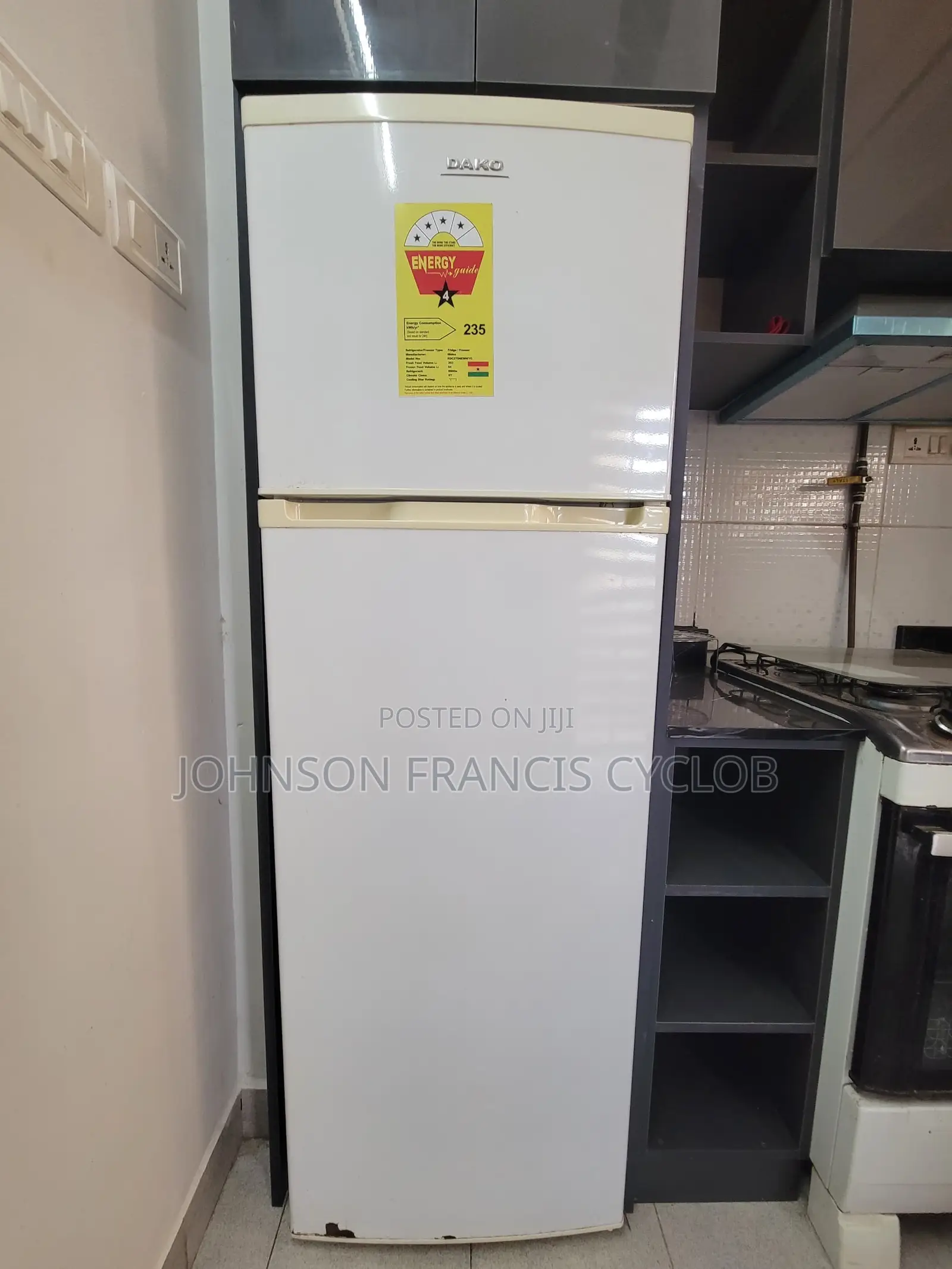Refrigerator