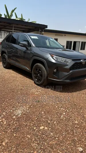Toyota RAV4 2022 Black