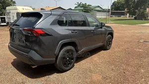 Toyota RAV4 2022 Black