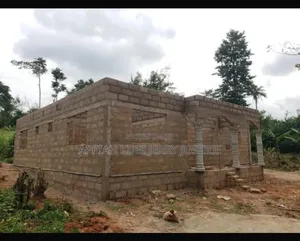 4bdrm House in Appiah Kubi Jerry, Akuapim North for Sale
