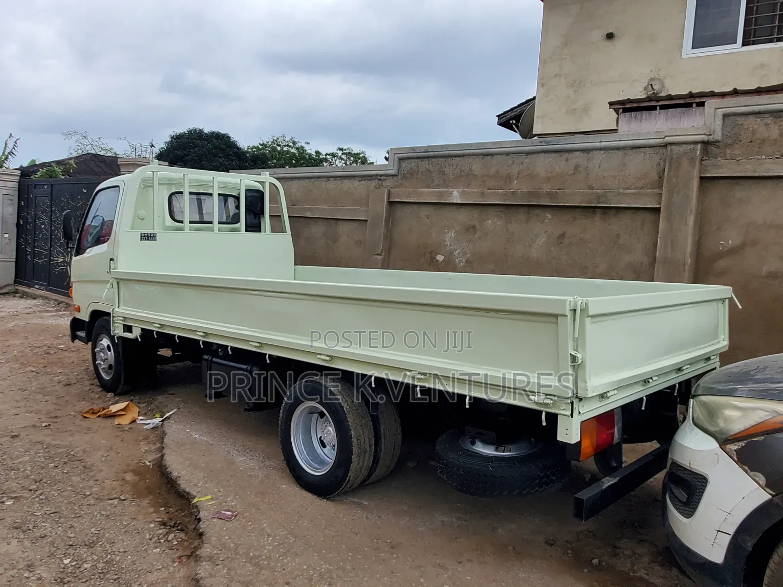Hyundai Mighty 2
