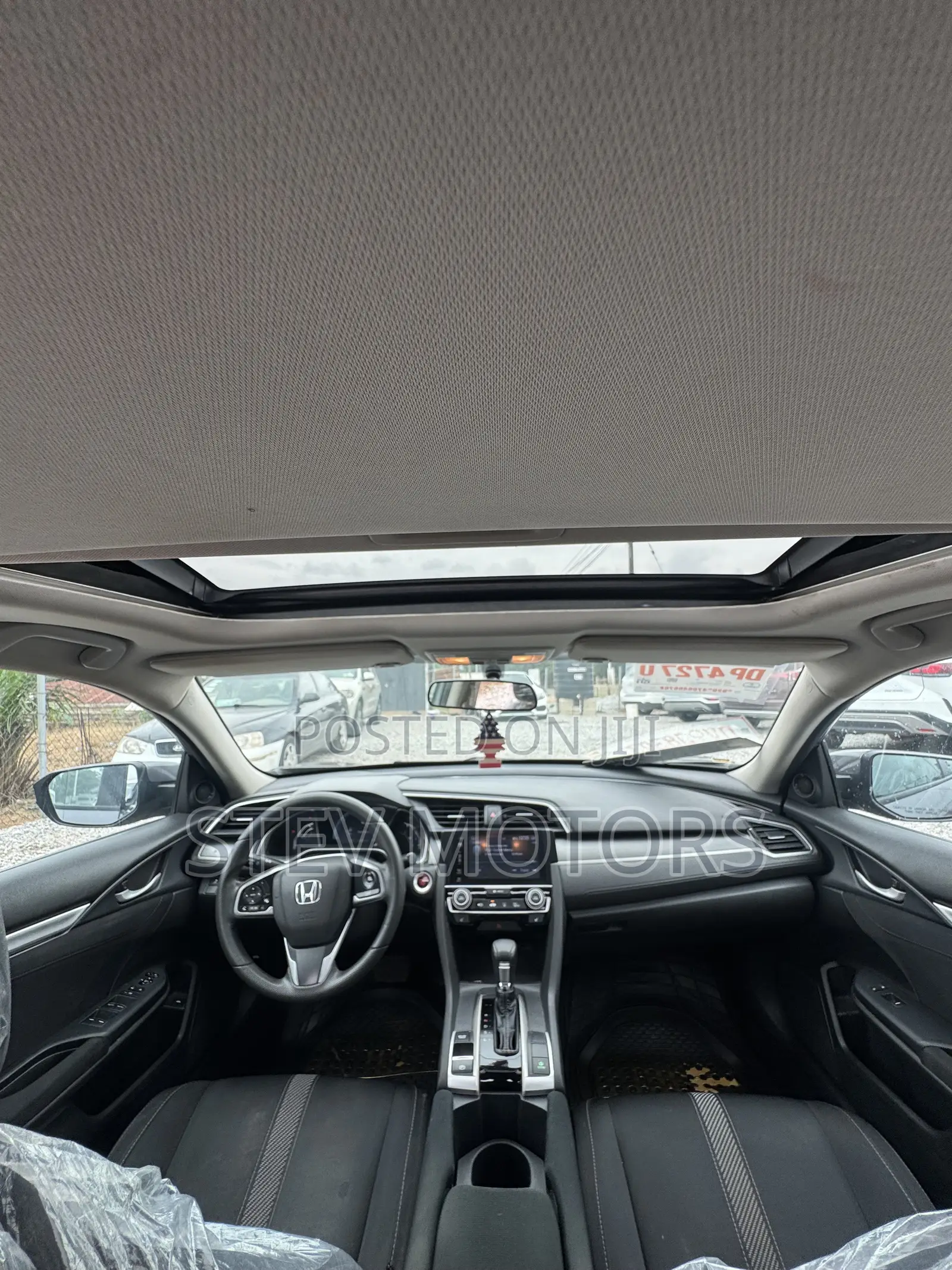 Honda Civic LX 4dr Sedan (2.0L 4cyl) 2016 Gray