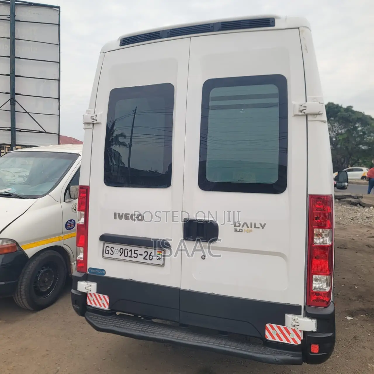 Iveco Axer 2011 White