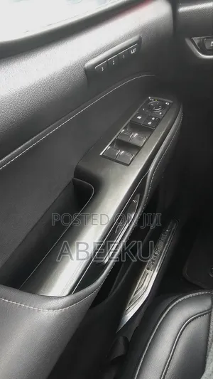 Lexus NX 350h Premium AWD 2025 Brown