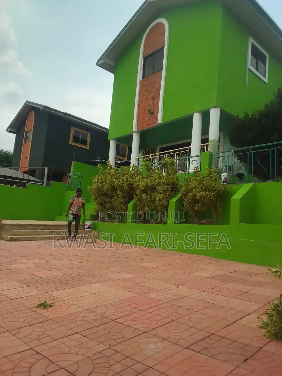 3bdrm Townhouse / Terrace in Ashongman Estates, Police Station for rent
