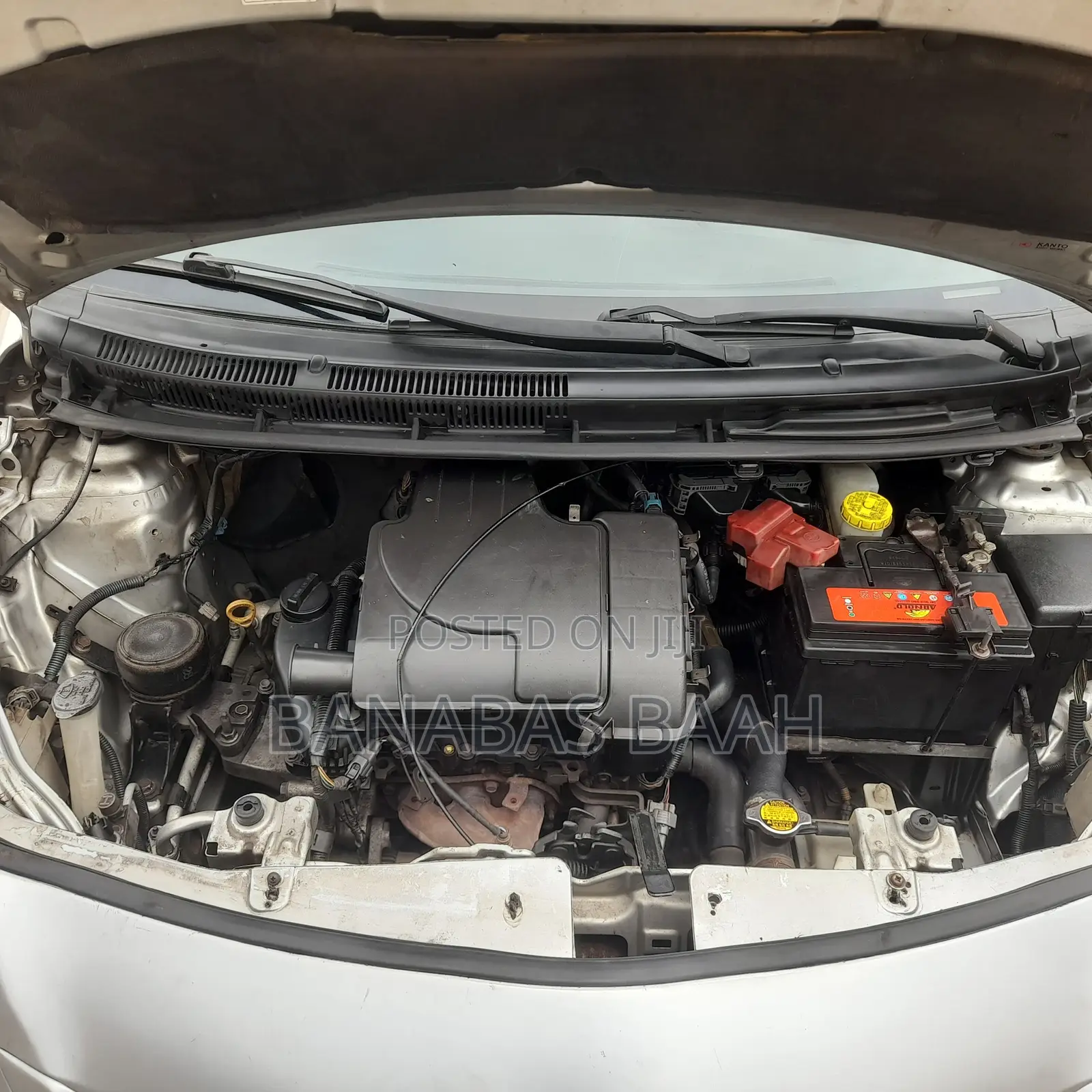 Toyota Belta 2011 Silver