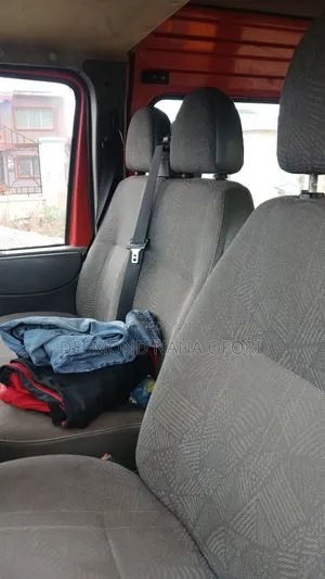 Ford Transit 2005 Red