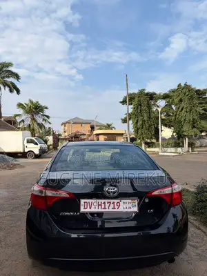 Toyota Corolla 2016 Black