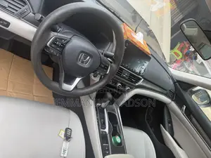Honda Accord LX 2018 Gold