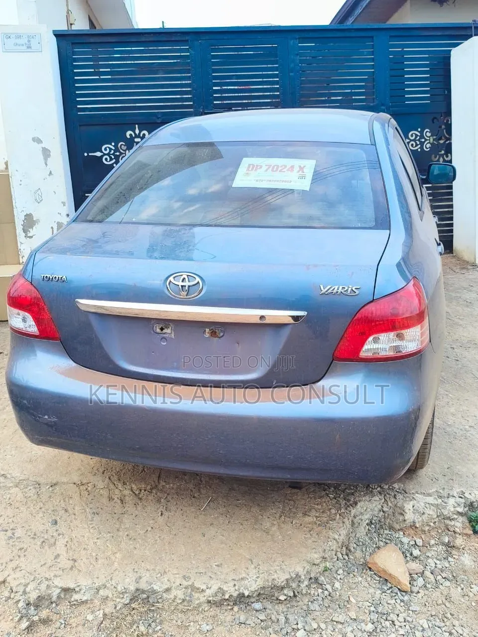 Toyota Yaris 2012 Blue