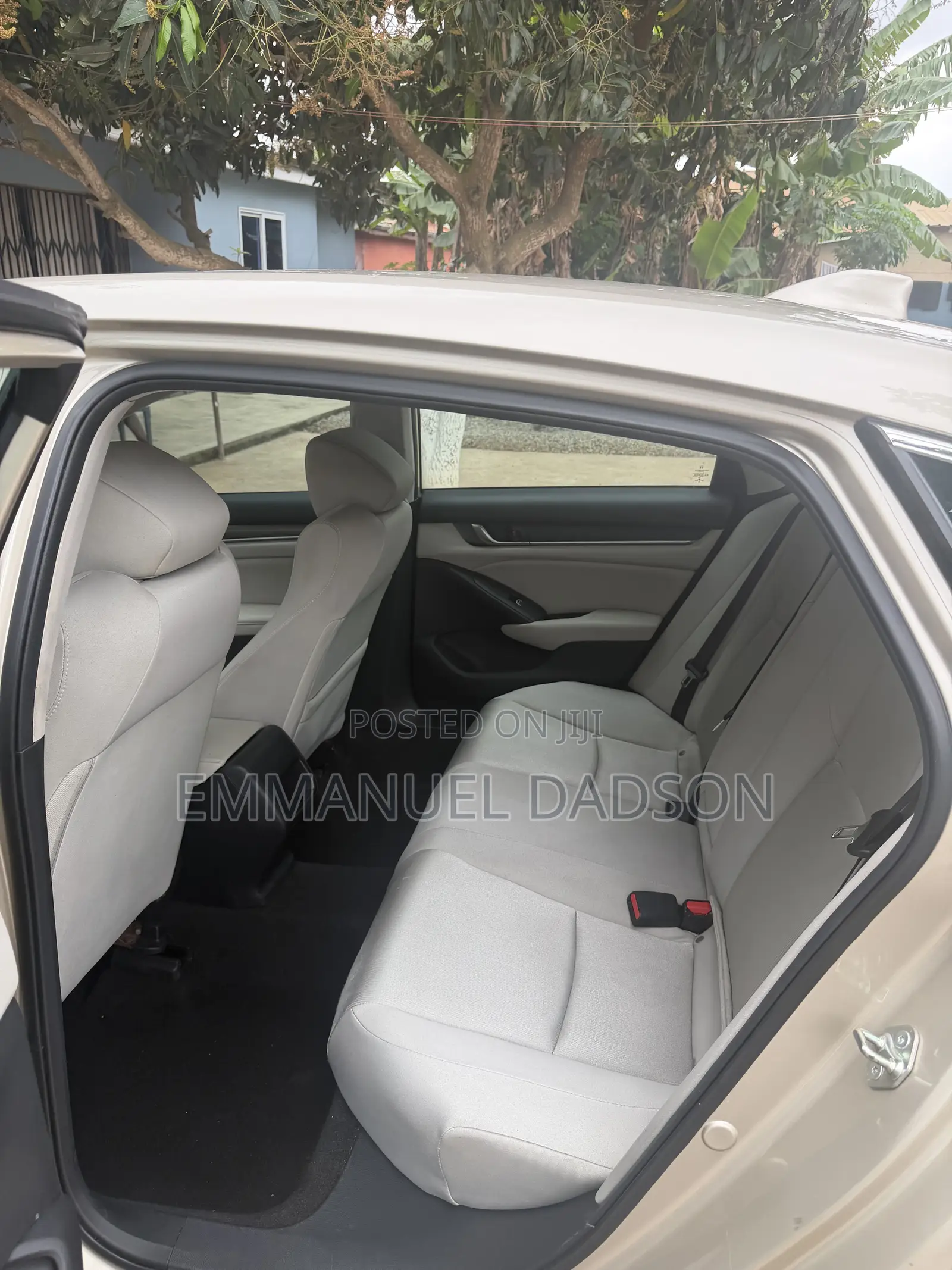 Honda Accord LX 2018 Gold