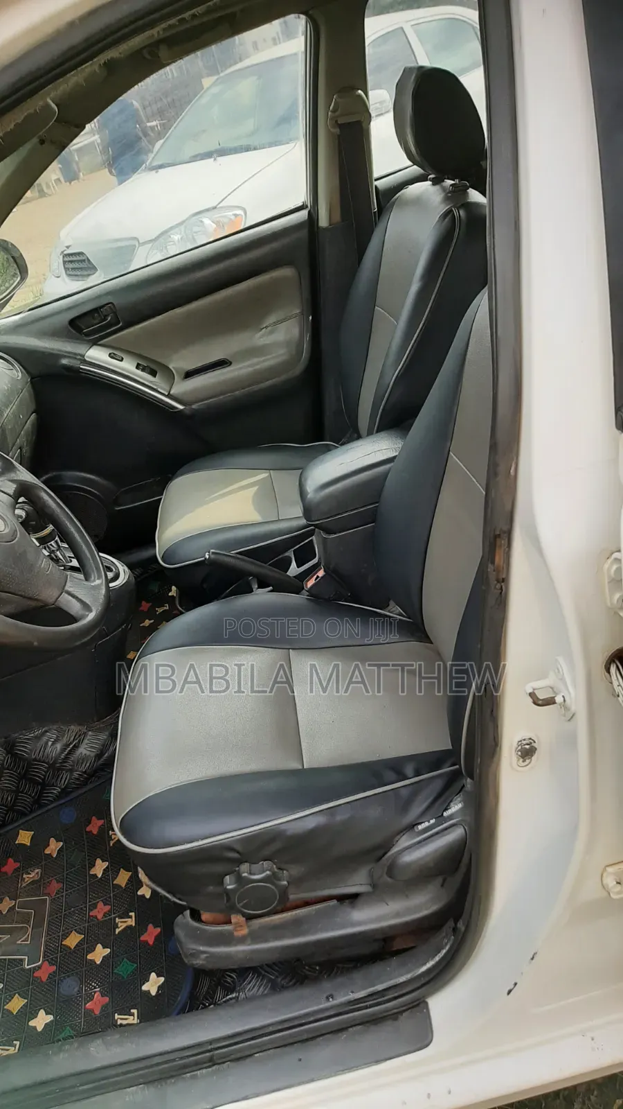 Toyota Matrix 2006 White