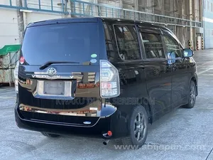 Toyota Voxy 2012 Black