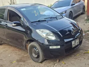 Toyota Vitz 2010 Black