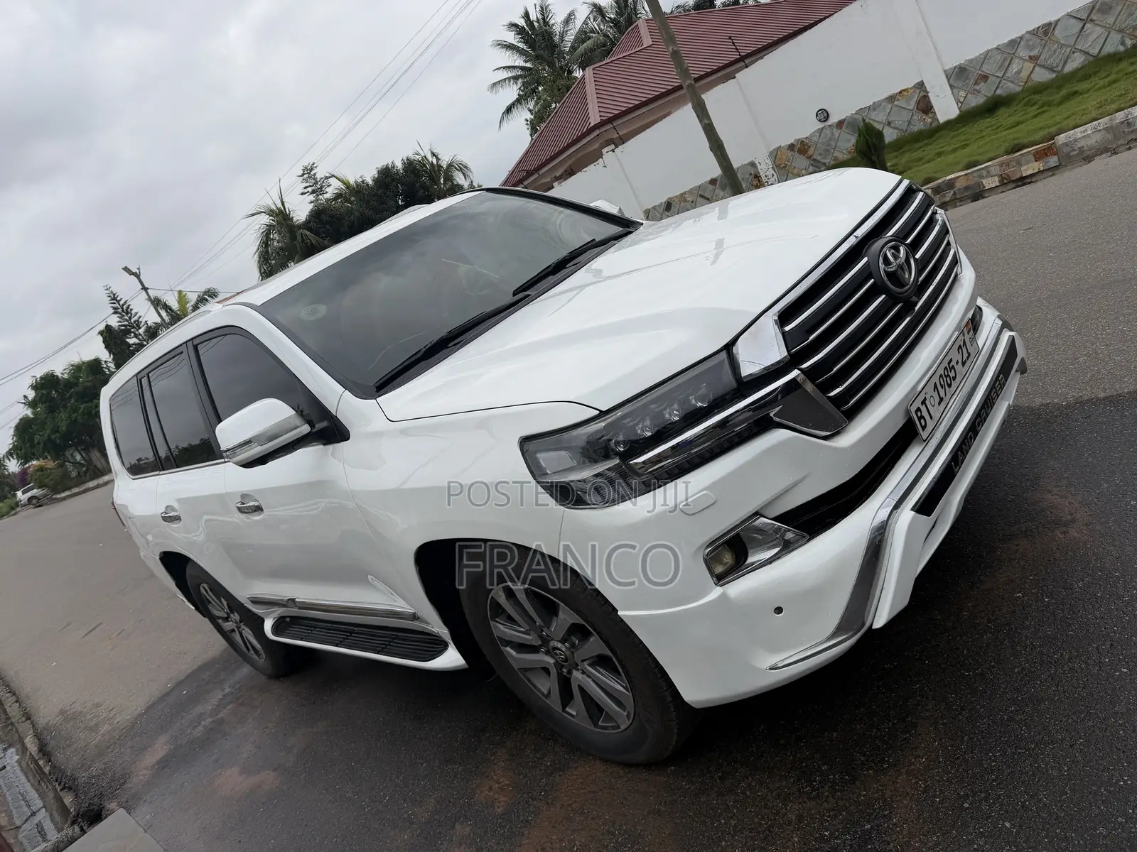Toyota Land Cruiser 5.7 V8 2013 White
