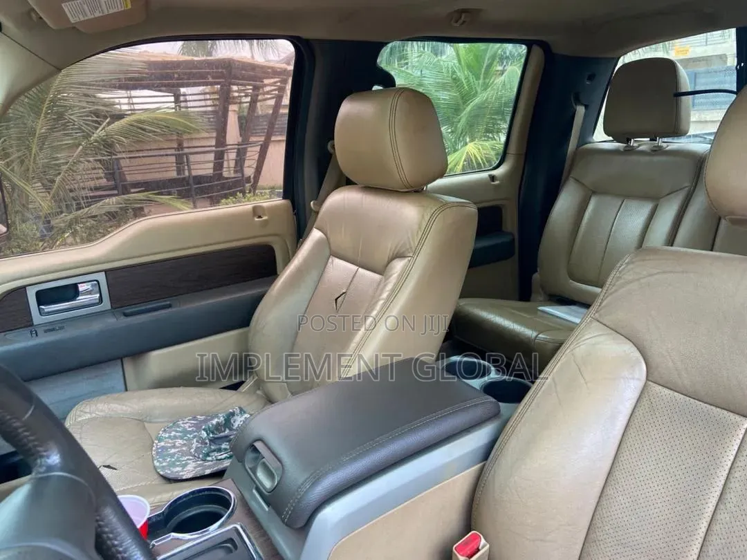 Ford F-150 2012 Black