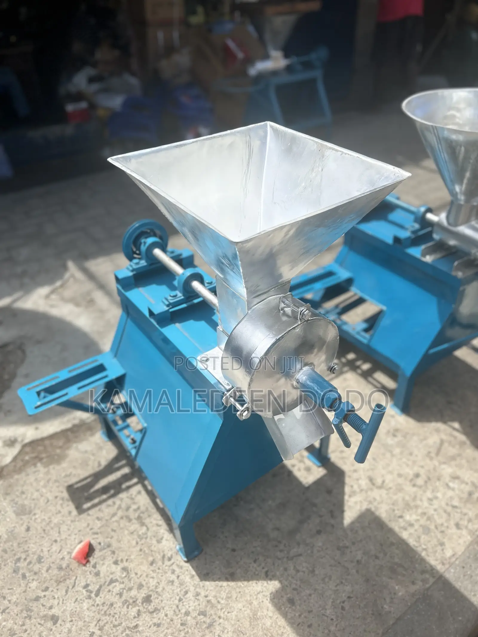 VEGETABLE GRINDING MILL With Copper Coil Motor