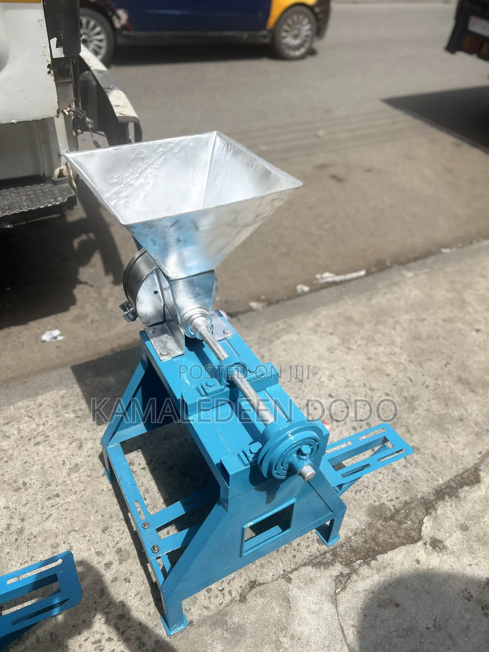 VEGETABLE GRINDING MILL With Copper Coil Motor