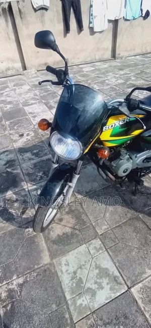Bajaj Boxer 125 2023 Black