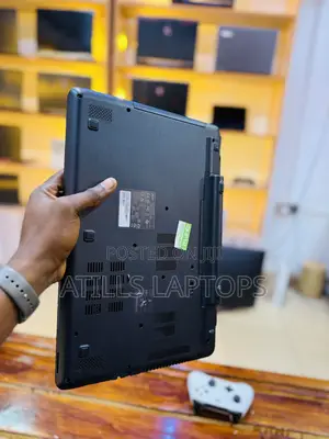 Laptop Acer Aspire E 4GB Intel Core i3 SSHD (Hybrid) 500GB