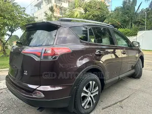 Toyota RAV4 2017 Gray